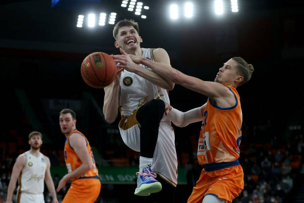 王俊杰场均 王俊杰场均