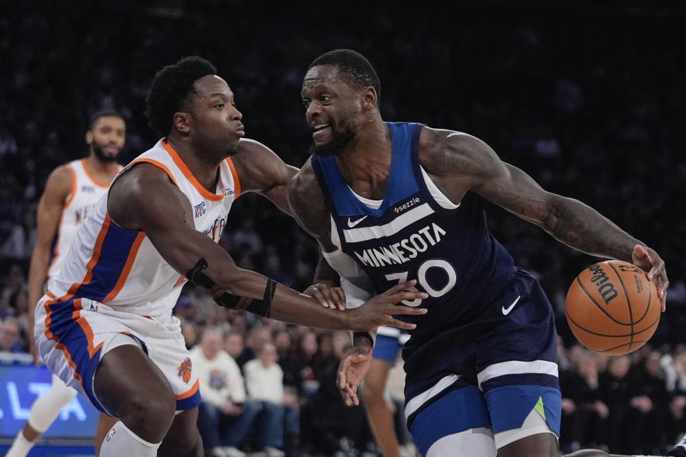 76人加时123-114力克雄鹿，马克西狂轰54分带队送雄鹿三连败